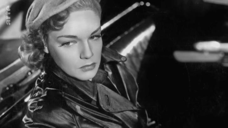 Simone Signoret, figure libre